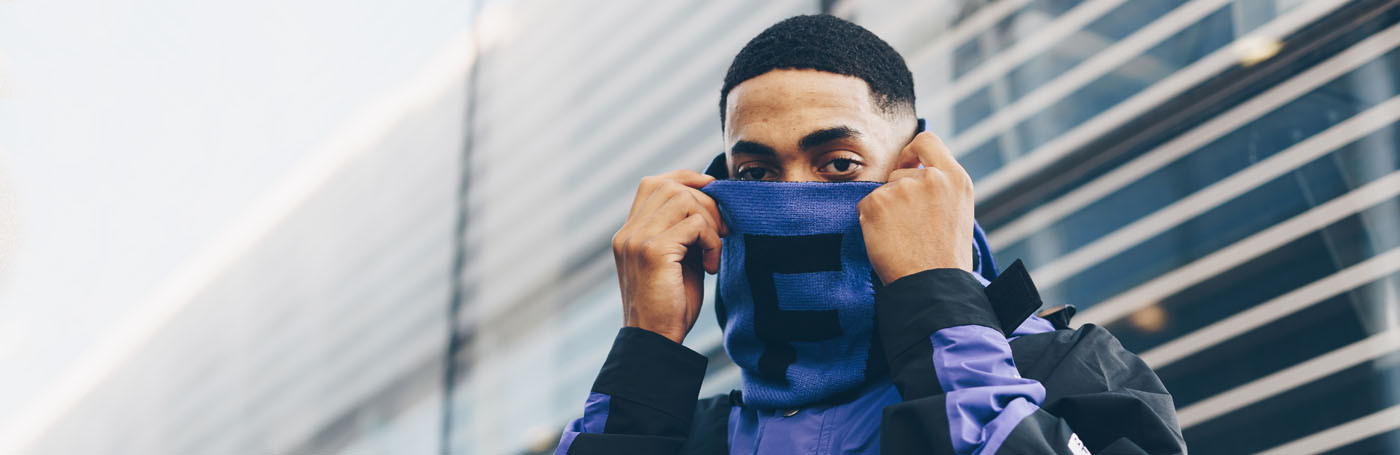 Buy scarves & gloves online on Nigra Mercato - Worldwide shipping