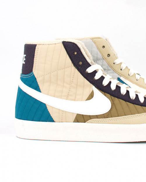 NIKE BLAZER MID 77 PREMIUM DD8024-200