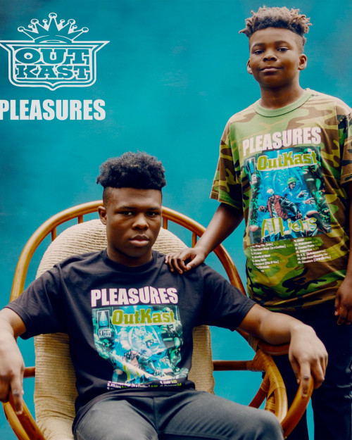 Pleasures Atliens T-Shirt P22SP040