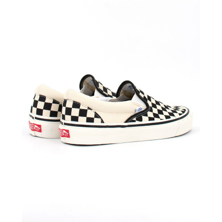 Vans CLASSIC SLIP-ON 9 VN0A3JEXPU11
