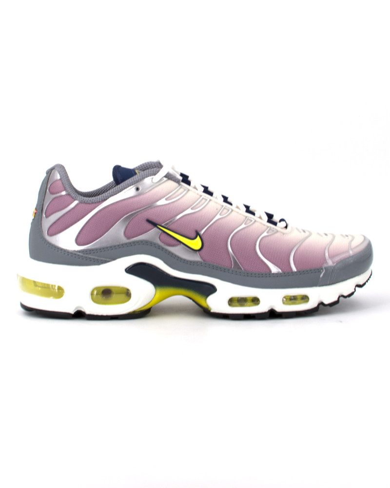 NIKE W AIR MAX PLUS FN8007-500