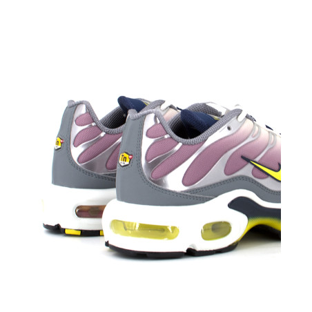 NIKE W AIR MAX PLUS FN8007-500