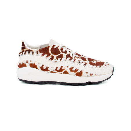 Nike W FOOTSCAPE WOVEN FB1959-100