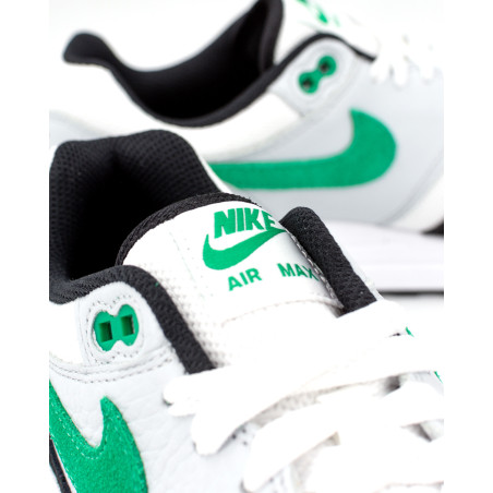 zapatillas nike air max 1 negras y verdes