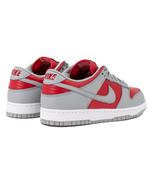 zapatillas nike dunk low grises y rojas FQ6965-600