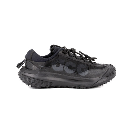 zapatillas acg mountain fly low color negro