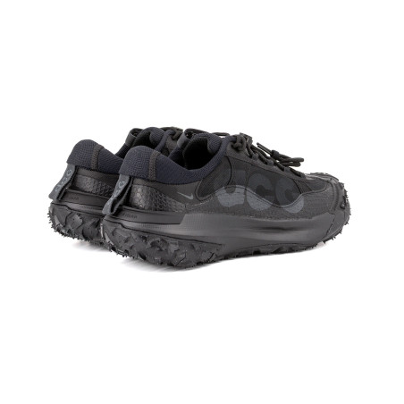 zapatillas acg mountain fly low color negro