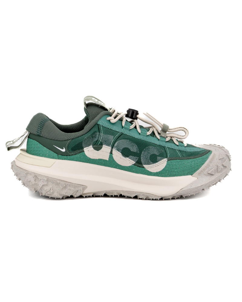 zapatillas nike acg mountain fly color verde