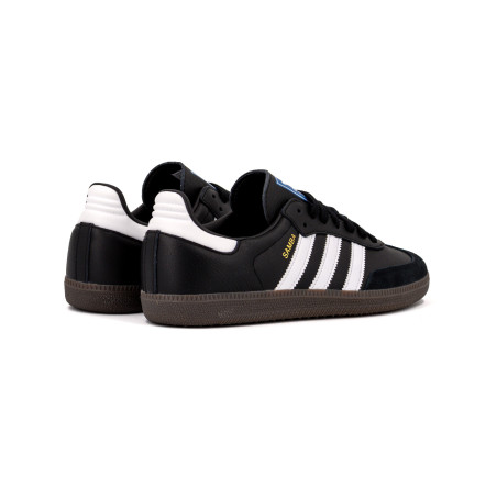 Las zapatillas Adidas Samba OG en color negro son una opción perfecta para cualquier ocasión.