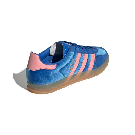 zapatillas adidas gazelle indoor para mujer color azul y rosa