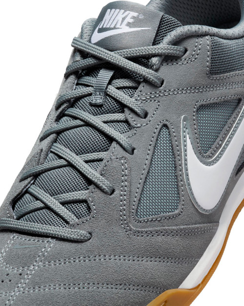 zapatillas nike gato color gris