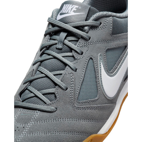 zapatillas nike gato color gris