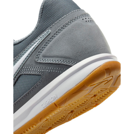 zapatillas nike gato color gris