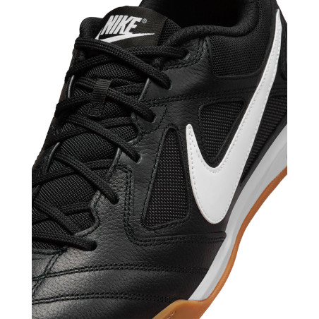 zapatillas nike gato negras