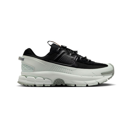 ZAPATILLAS NIKE ZOOM VOMERO ROAM negras