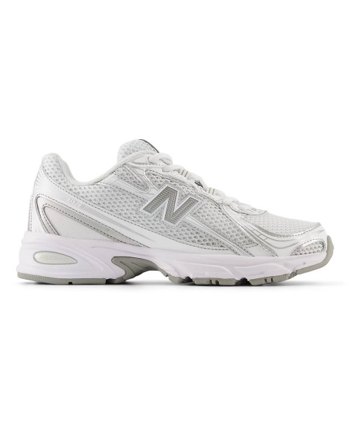 Buy New Balance sneakers and apparel online Worldwide shipping