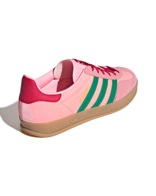 zapatillas adidas gazelle indoor para mujer rosas de terciopelo