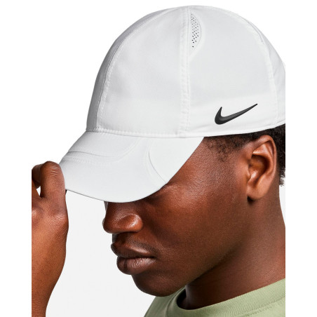 gorra drake nocta x nike color blanco