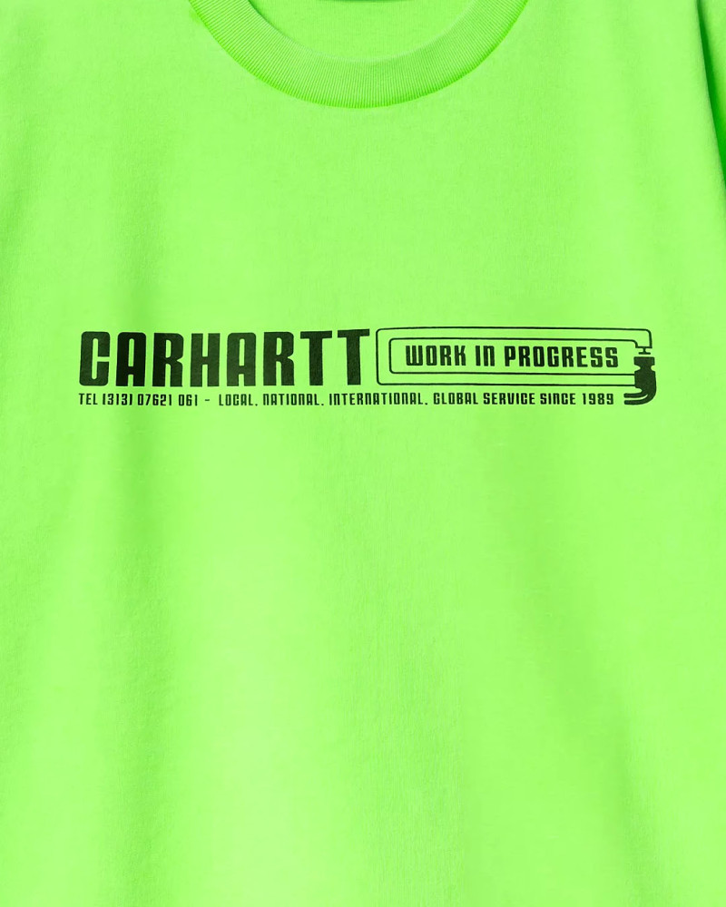 【carhartt】\"L/S Industry\"グラフィックプリントTシャツ/green Carhartt WIP L/S Industry T-Shirt, Lumo Green / Black