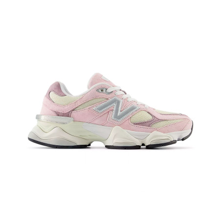 zapatillas new balance 9060 rosas y blanco de mujer