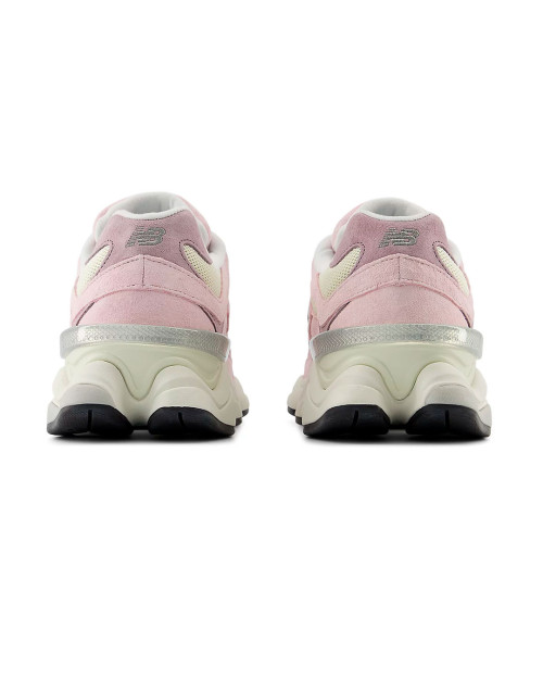 zapatillas new balance 9060 rosas y blanco de mujer