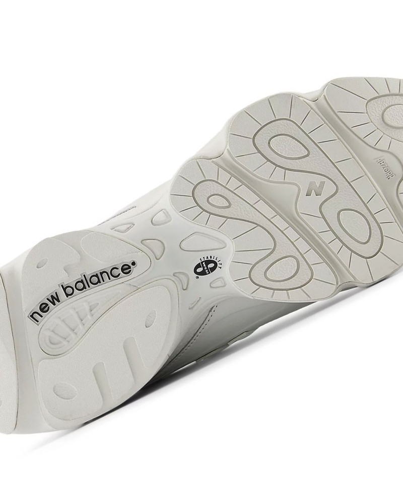 New Balance 1000 ブラック/ホワイト New Balance 『1000』の新作が国内8月22日より発売［M1000F / M1000G