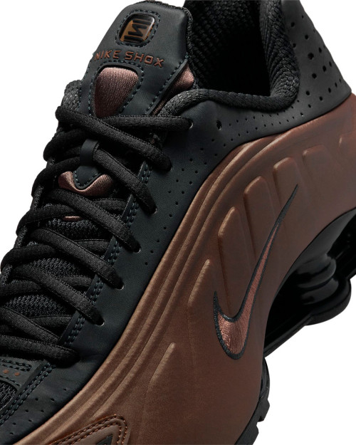 zapatillas nike shox r4 marrones y negras