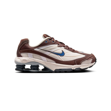 zapatillas nike shox ride 2 color marron y crema