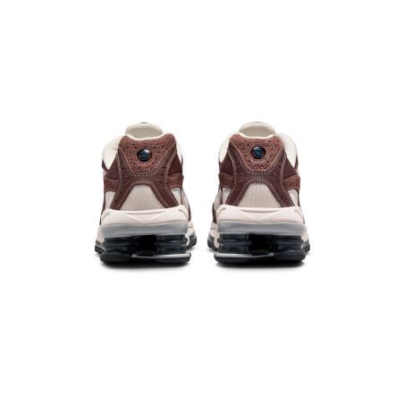 zapatillas nike shox ride 2 color marron y crema