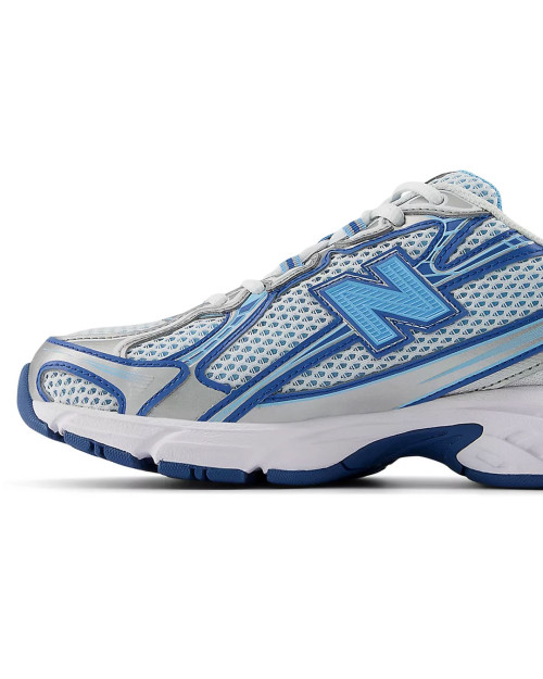 zapatillas new balance 740 color azul cielo ST2