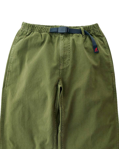 pantalon gramicci color verde oliva