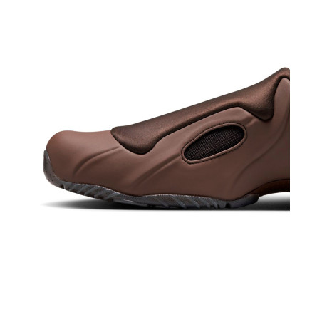 zapatillas NIKE CLOGPOSITE HF2900-001 color marron