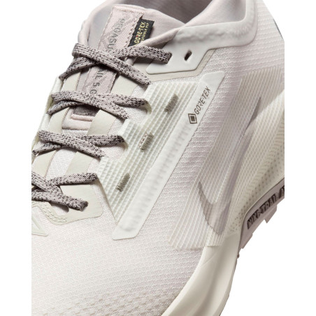 zapatillas nike pegasus trail 5 gore-tex blancas