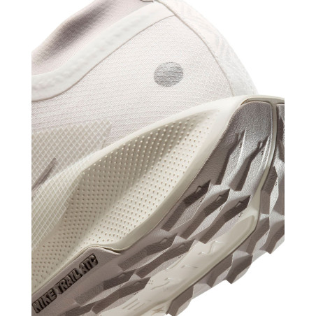 zapatillas nike pegasus trail 5 gore-tex blancas