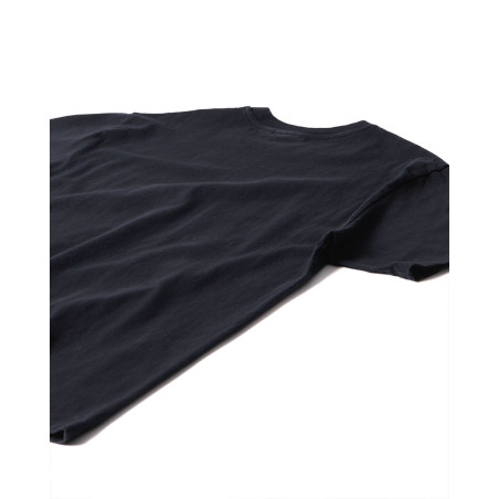 camiseta de parra de color negro