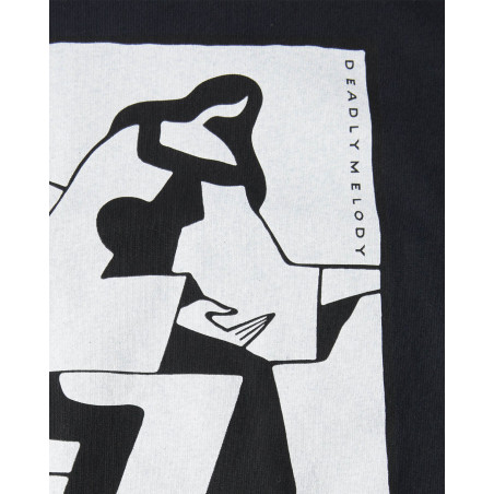 camiseta de parra de color negro