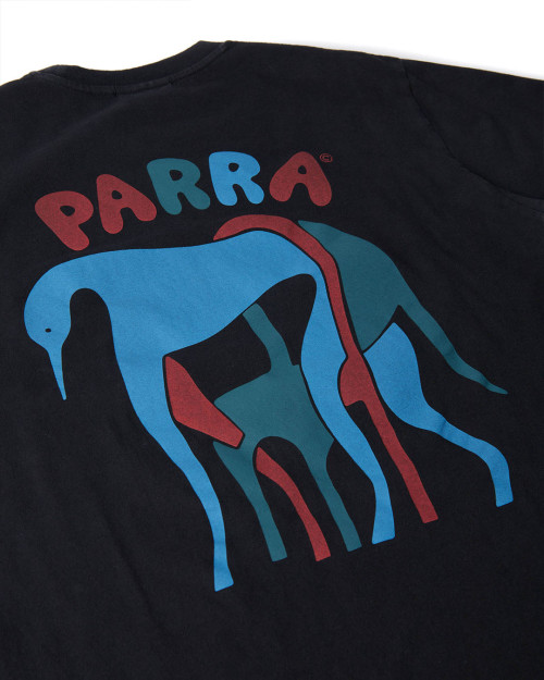 camiseta parra de color negro