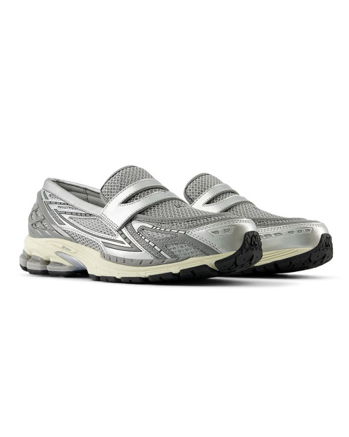 mocasines zapatillas new balance 1906 loafer plateados