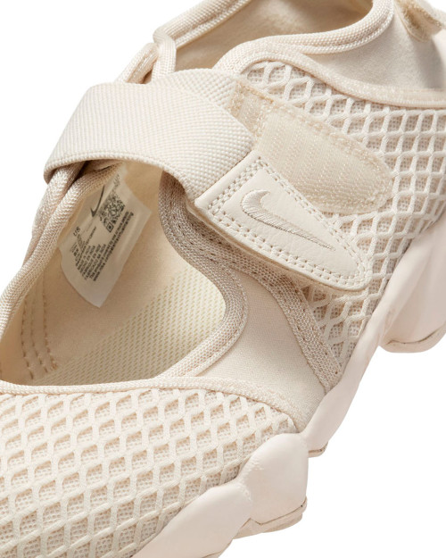 zapatillas nike rift color beige