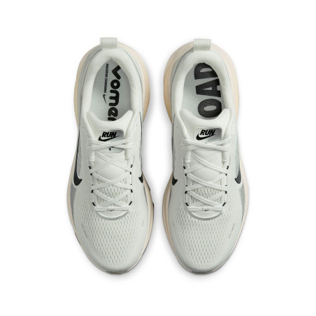 zapatillas de running nike vomero 18 blancas