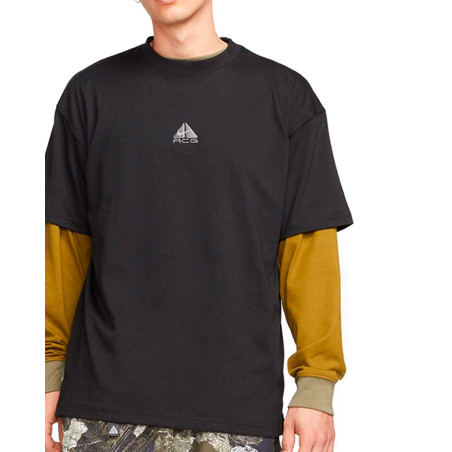 camiseta nike acg negra