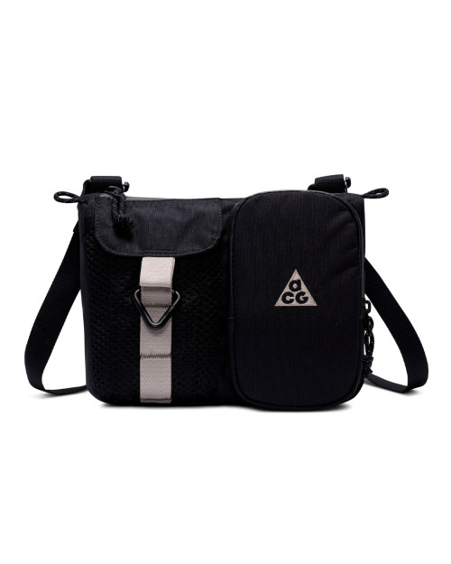 bolso bandolera nike acg color negro