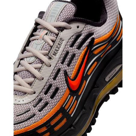 zapatillas nike air max tl negras y naranjas