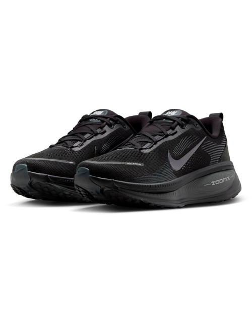 zapatillas de runnung nike vomero 18 negras