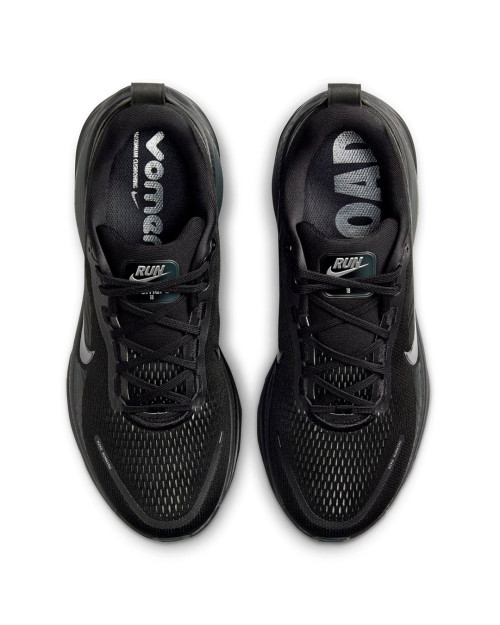 zapatillas de runnung nike vomero 18 negras