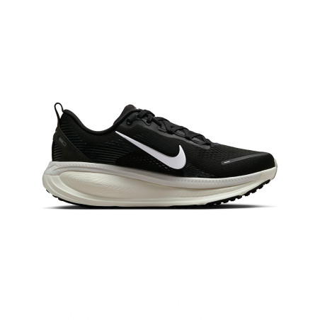 zapatillas nike vomero 18 color negro y blanco