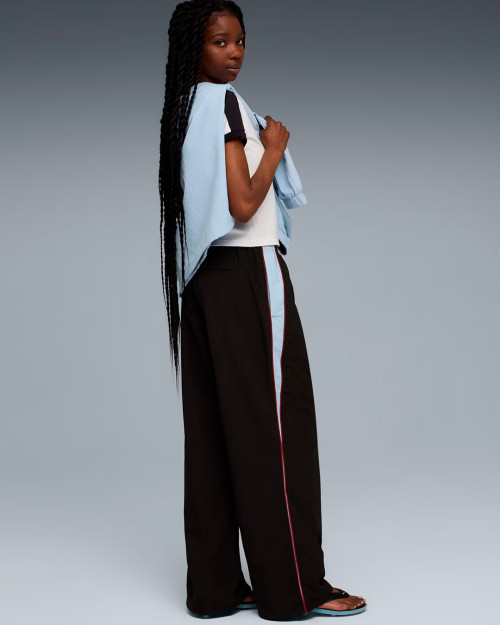 pantalones puma x fenty color negro y azul