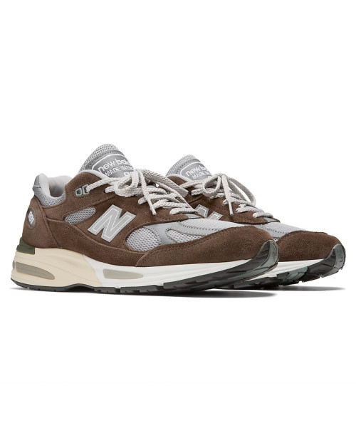 zapatilla new balance 991V2 BG2 color marrón