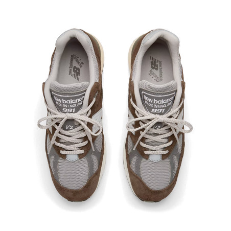 zapatilla new balance 991V2 BG2 color marrón