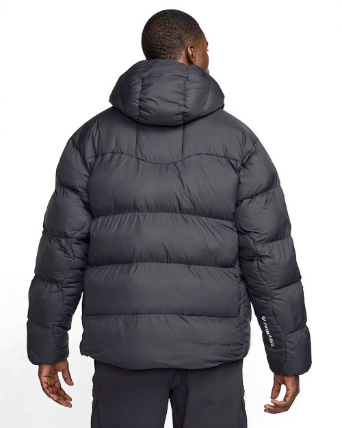 abrigo nike acg luanar lake primaloft color negro HV1296-010